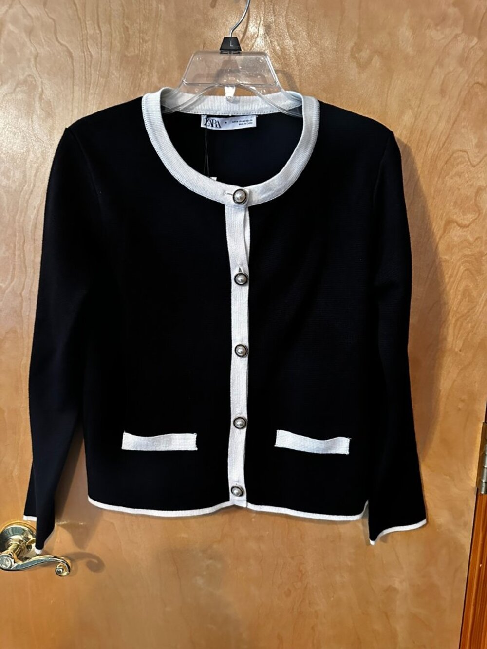 NWT ZARA Black Contrast Trim Pearl Button Cardigan Sweater M